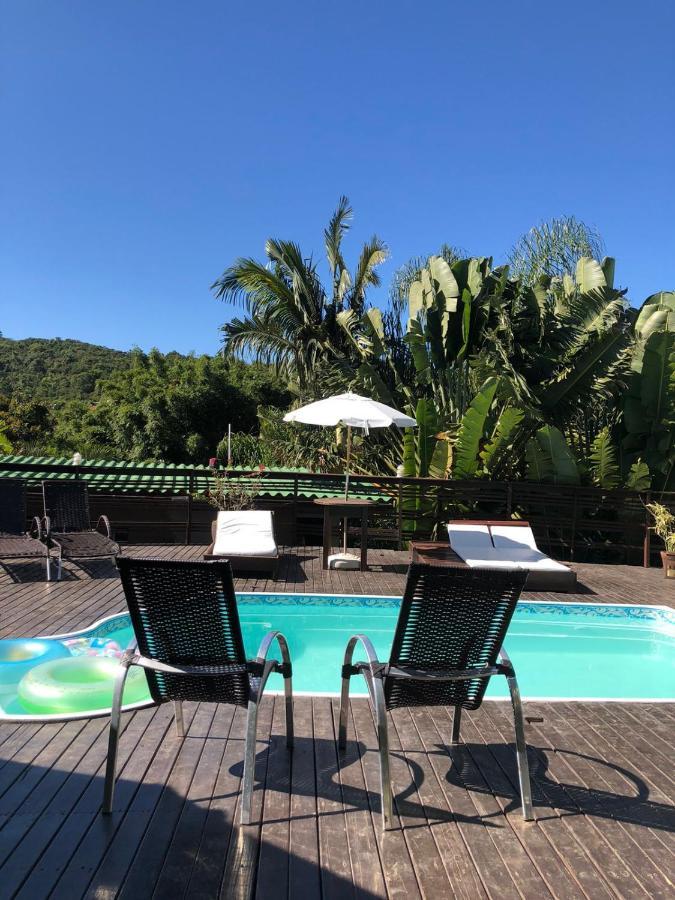 Pousada Aloha Beach House Praia do Rosa Bagian luar foto