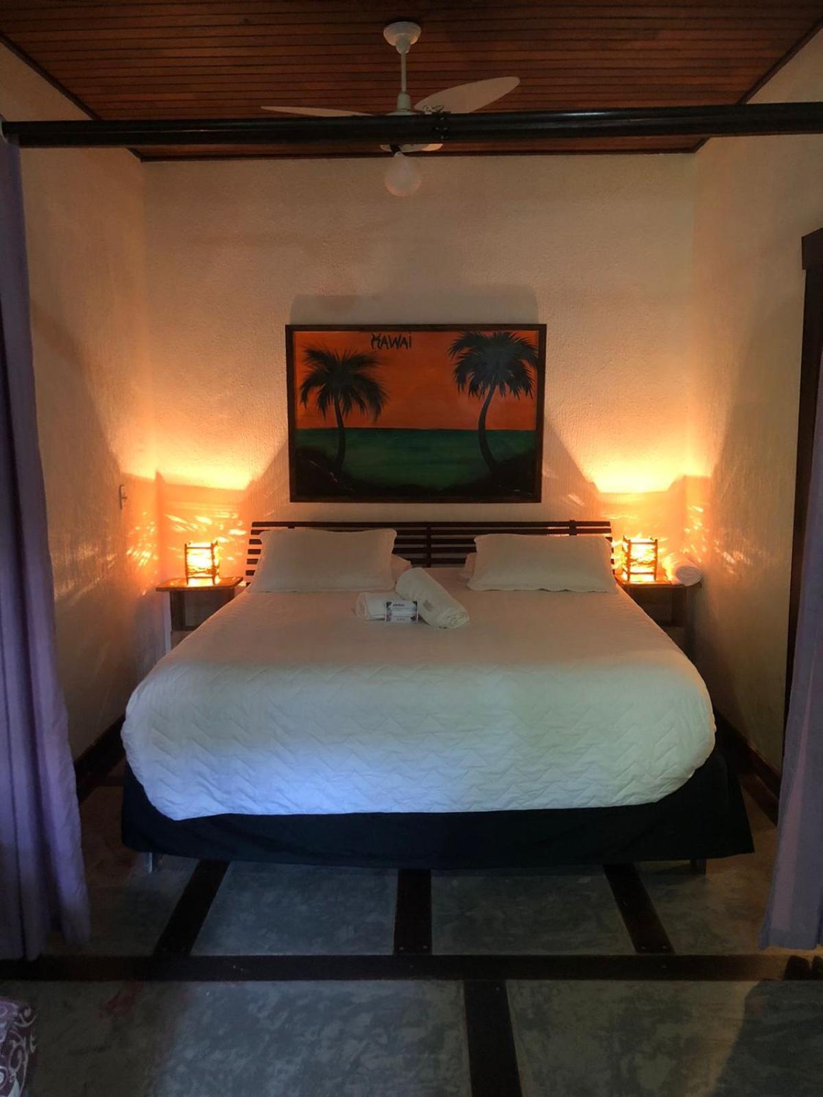 Pousada Aloha Beach House Praia do Rosa Bagian luar foto